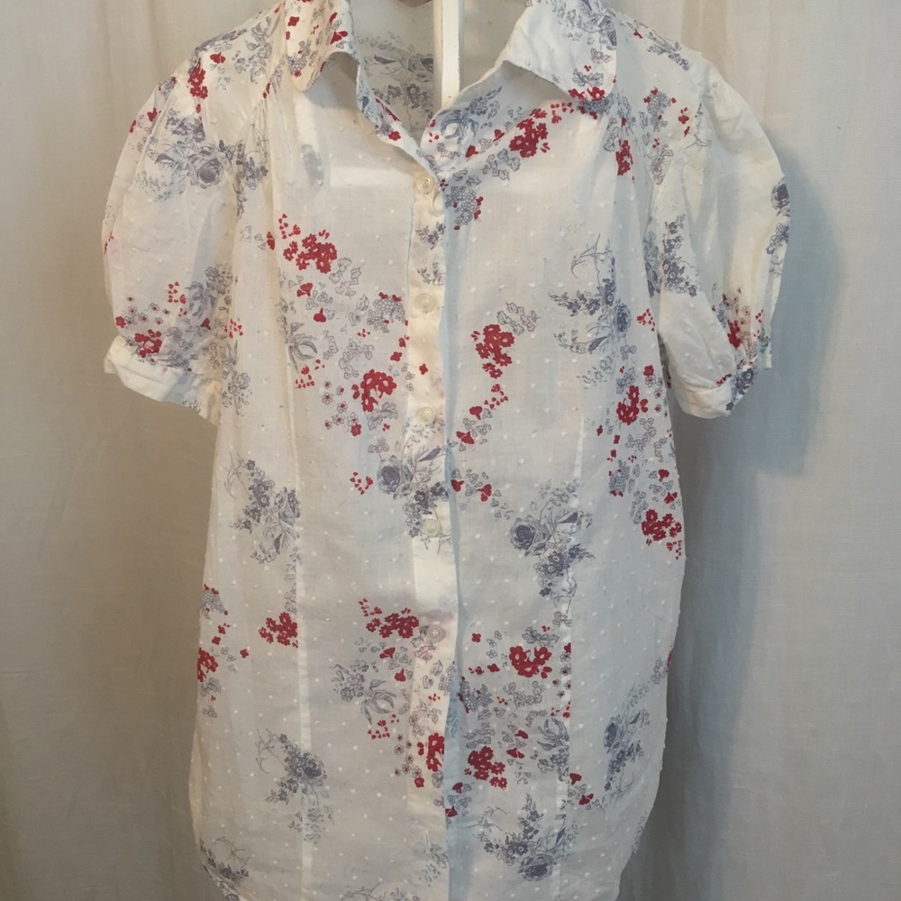 Cute ladies top!